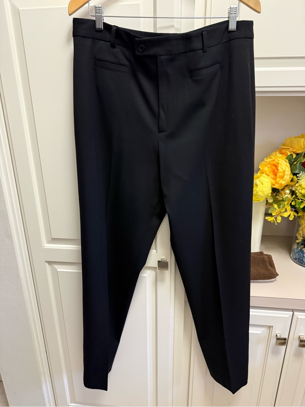 Karen Kane Black Tailored Dress Pants